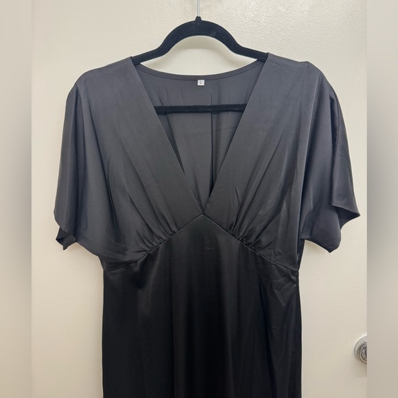 Satin V-Neck Flutter Sleeve A-Line Gown - Picture 5 of 6